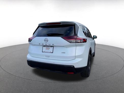 Used 2025 Nissan Rogue SV image 15