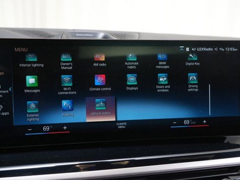 Used 2023 BMW X7 M60i w/ Executive Package image 58