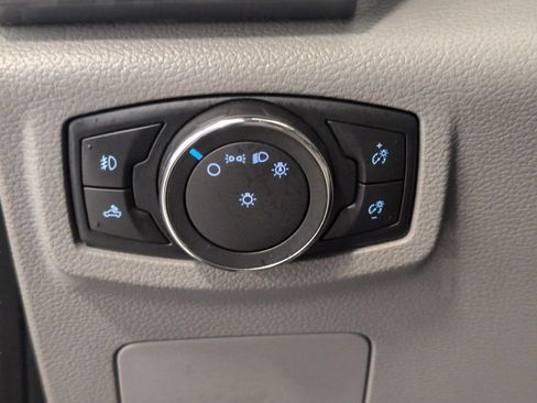 Used 2017 Ford F150 XLT AWD/4WD image 10