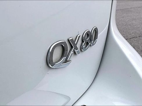 Used 2023 INFINITI QX80 Sensory w/ Cargo Package image 8