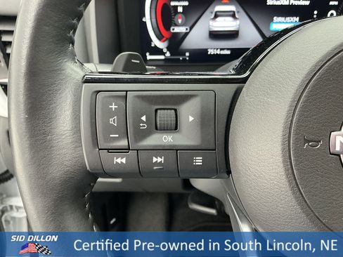 Used 2024 Nissan Rogue SL image 9