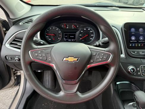 Used 2024 Chevrolet Malibu LT image 22