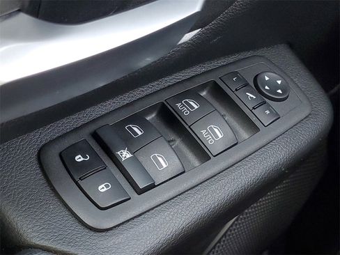 Used 2022 RAM 1500 Big Horn image 16