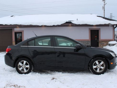Used 2014 Chevrolet Cruze LT image 3