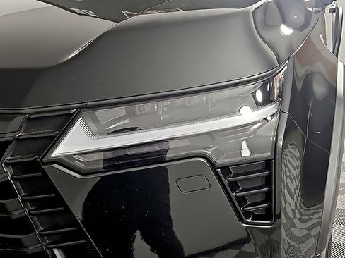 Used 2025 Lexus GX 550 AWD/4WD image 10