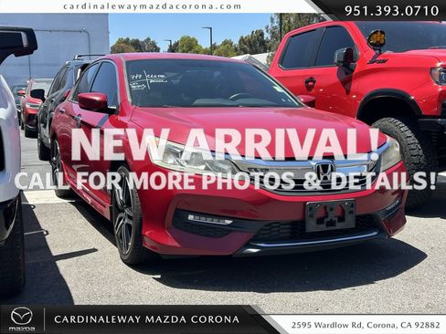 Used 2017 Honda Accord Sport image 1