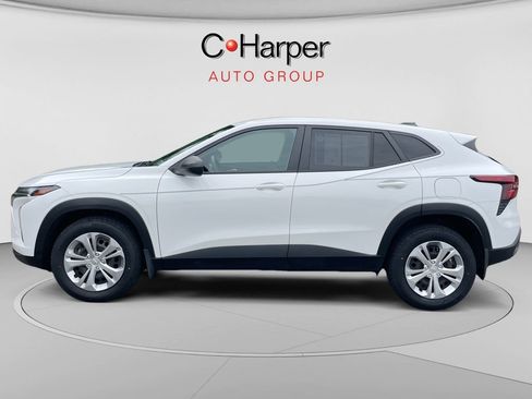 Used 2024 Chevrolet Trax LS FWD image 6