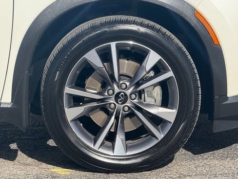 Used 2024 INFINITI QX60 Luxe image 3