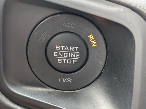 Used 2024 Jeep Wrangler Unlimited Rubicon 4xe AWD/4WD image 21