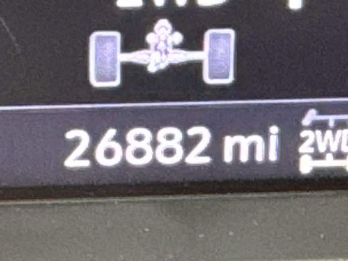 Used 2022 GMC Sierra 2500 SLE w/ SLE Convenience Package image 26