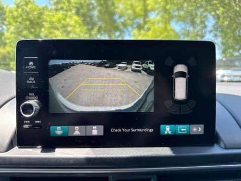 Used 2025 Honda Pilot Touring image 28