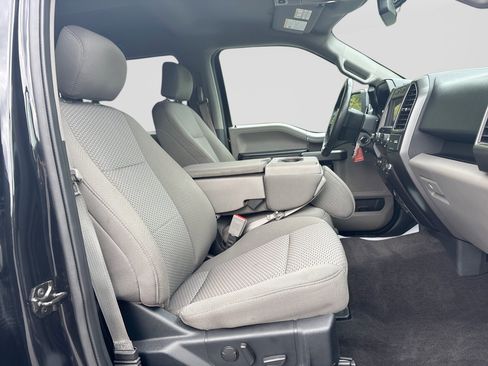 Used 2020 Ford F150 XLT w/ Equipment Group 302A Luxury AWD/4WD image 29