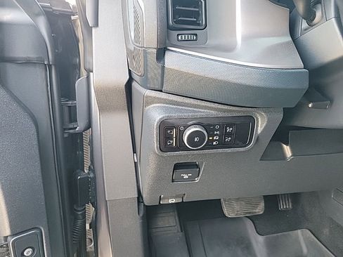 Used 2023 Ford Bronco Outer Banks AWD/4WD image 23