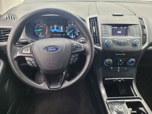 Used 2019 Ford Edge SE w/ SE Fleet Driver's Package image 22