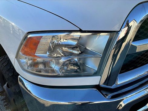 Used 2017 RAM 3500 Tradesman w/ Chrome Appearance Group image 31