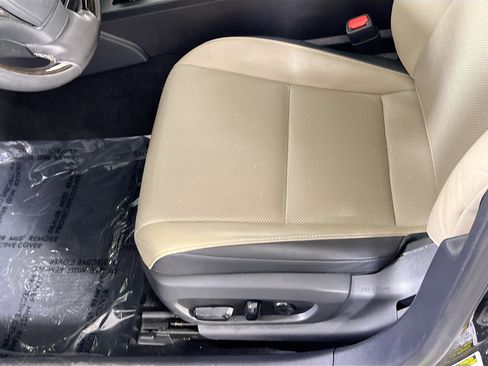 Used 2020 Lexus ES 350 w/ Premium Package image 19