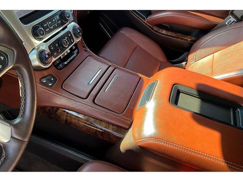 Used 2015 Chevrolet Tahoe LTZ image 17
