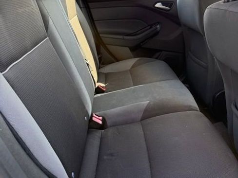 Used 2014 Ford Focus SE image 17