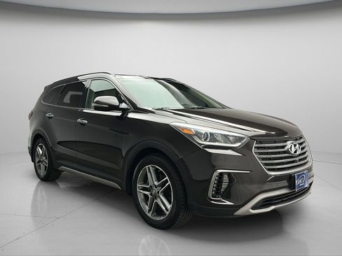 Used 2017 Hyundai Santa Fe Limited AWD/4WD image 1