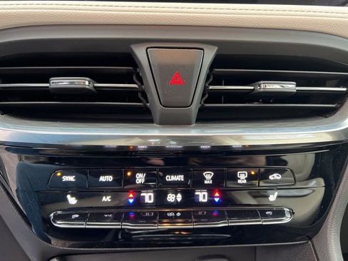 Used 2024 Buick Encore GX Avenir w/ Avenir Technology Package image 20