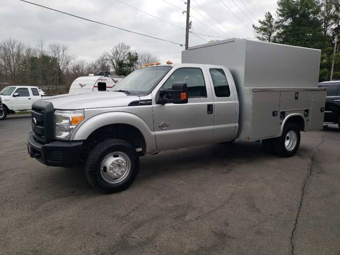 Used 2016 Ford F350 XL w/ Power Equipment Group image 3