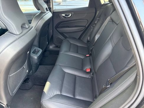 Used 2025 Volvo XC60 B5 Plus AWD/4WD image 6