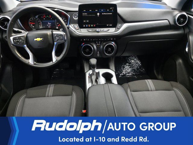 Used 2026 Chevrolet Blazer LT FWD image 12
