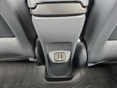 Used 2021 Chevrolet Bolt Premier w/ Infotainment Package image 16