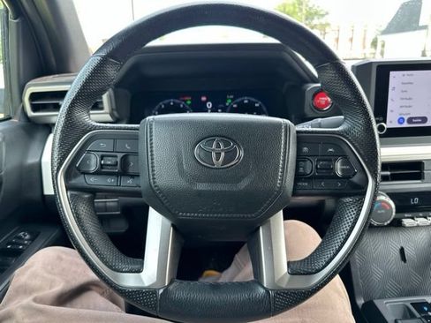 Used 2024 Toyota Tacoma TRD Off-Road AWD/4WD image 36