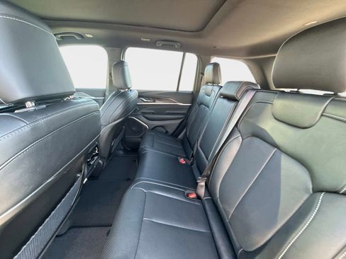 New 2026 Jeep Grand Cherokee Limited image 15