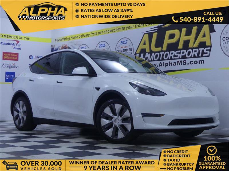Used 2024 Tesla Model Y Long Range AWD/4WD image 1