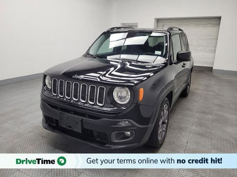 Used 2016 Jeep Renegade Latitude image 1