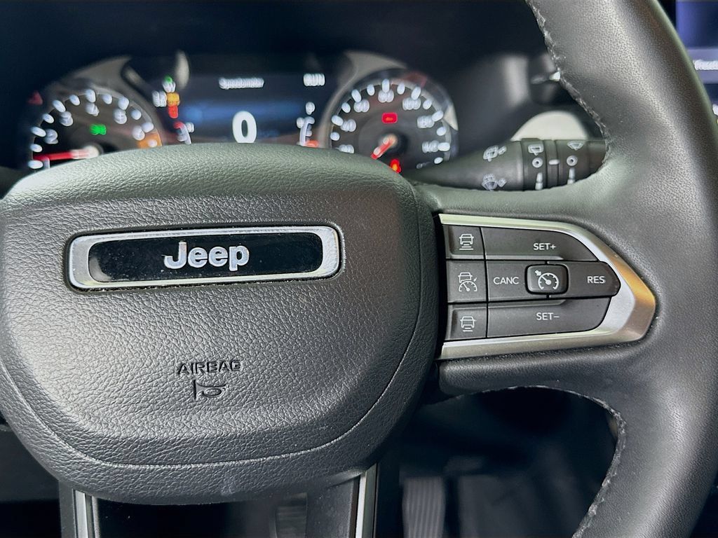 Used 2023 Jeep Compass Limited AWD/4WD image 25