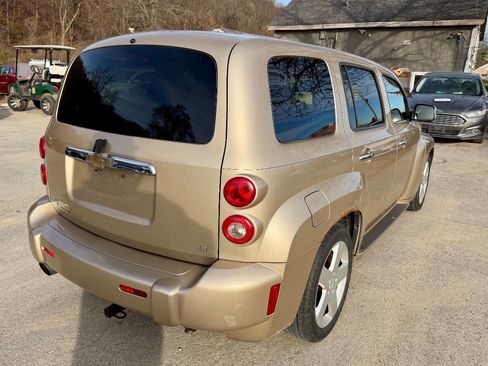 Used 2008 Chevrolet HHR LT w/ LT Preferred Equipment Group image 5