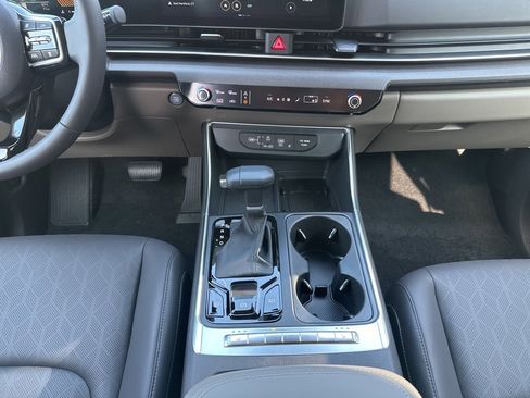 New 2026 Kia Carnival EX image 28