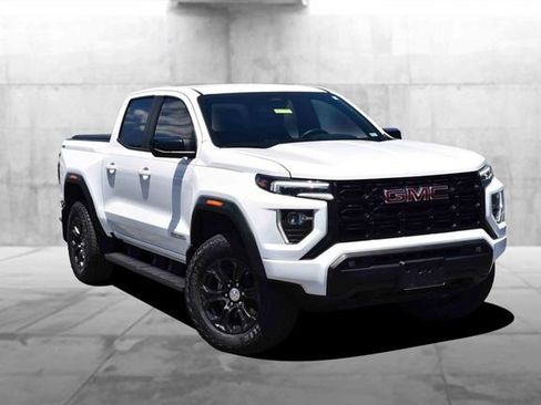 Used 2024 GMC Canyon Elevation w/ Elevation Premium Package AWD/4WD image 2