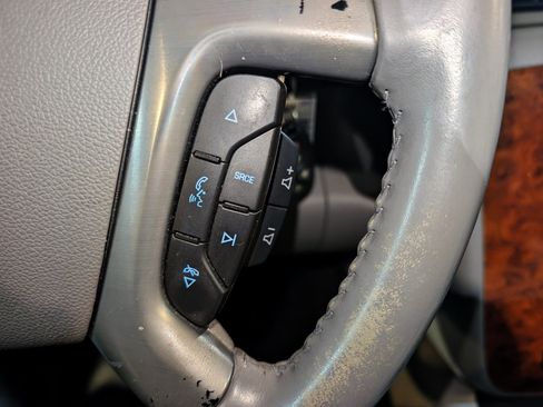 Used 2011 Chevrolet Tahoe LT image 46