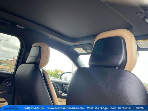 Used 2020 Lincoln Corsair Reserve w/ Equipment Group 201A image 20