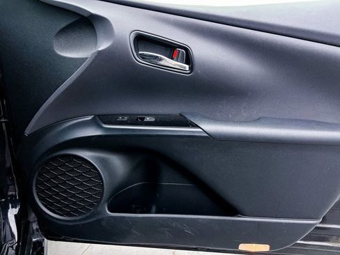 Used 2018 Toyota Prius Three Touring image 35