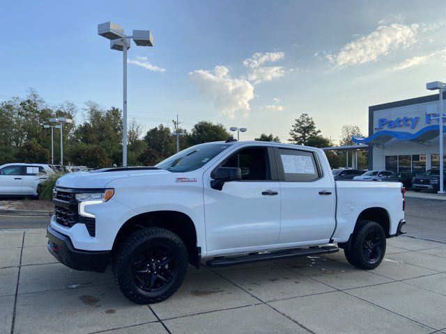 Used 2023 Chevrolet Silverado 1500 LT Trail Boss w/ Protection Package AWD/4WD image 6