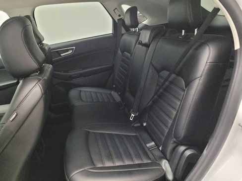 Used 2021 Ford Edge SEL FWD image 18