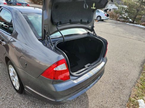 Used 2011 Ford Fusion SE w/ 202A Rapid Spec Order Code image 16