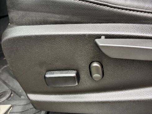 Used 2022 Chevrolet Colorado ZR2 image 15