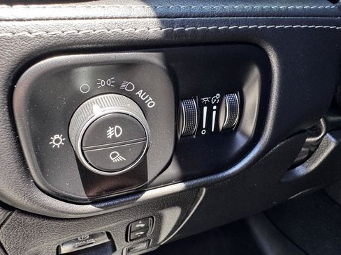 Used 2022 RAM 1500 Limited AWD/4WD image 28