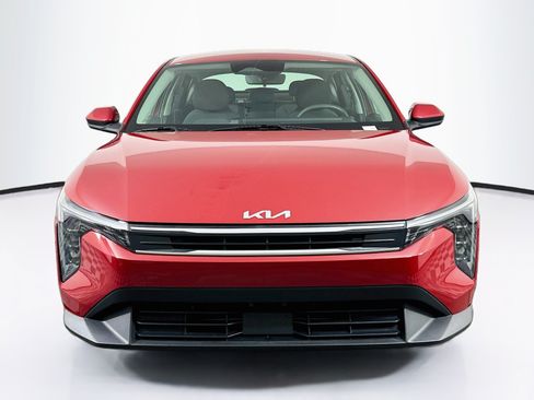 Used 2025 Kia K4 FWD image 2