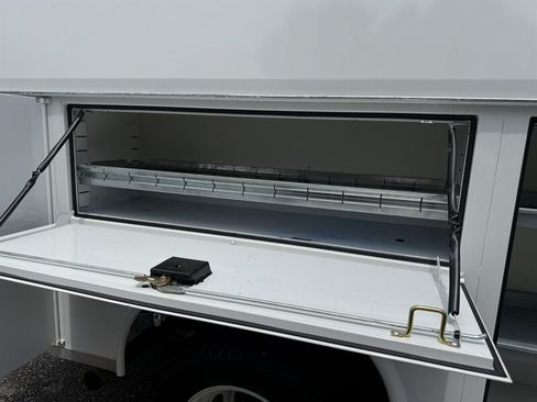 Used 2023 Ford E-350 and Econoline 350 Super Duty w/ Power Windows & Locks Group RWD image 34