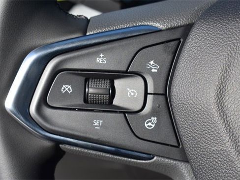 New 2026 Chevrolet Trax LT w/ LT Convenience Package image 25