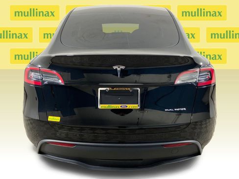 Used 2024 Tesla Model Y Long Range image 8