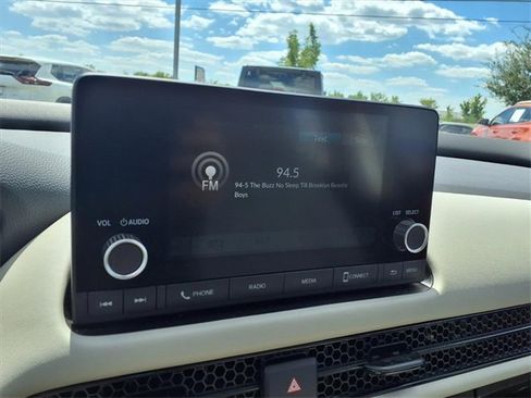 Used 2024 Honda HR-V LX image 15