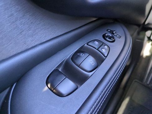 Used 2021 Nissan Murano SV image 22